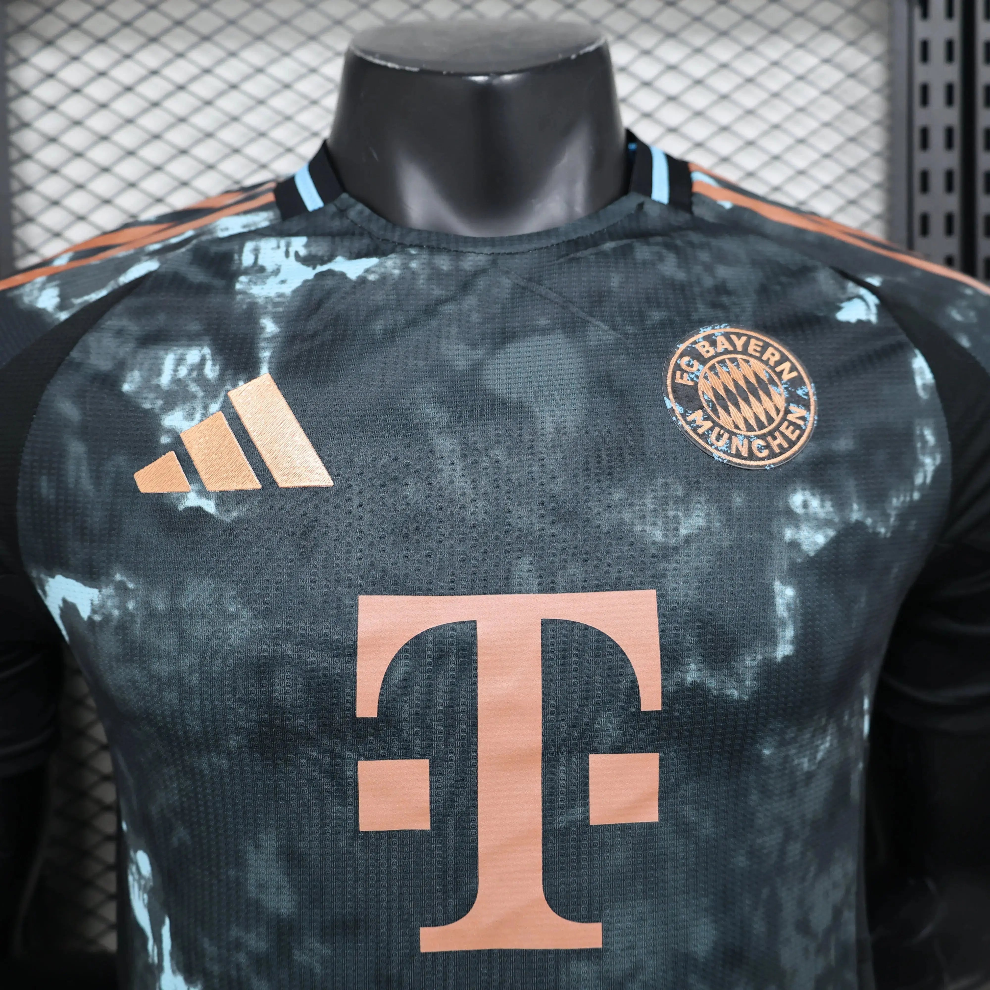 MAILLOT BAYERN MUNICH EXTERIEUR 2024/2025 Onze Maillots