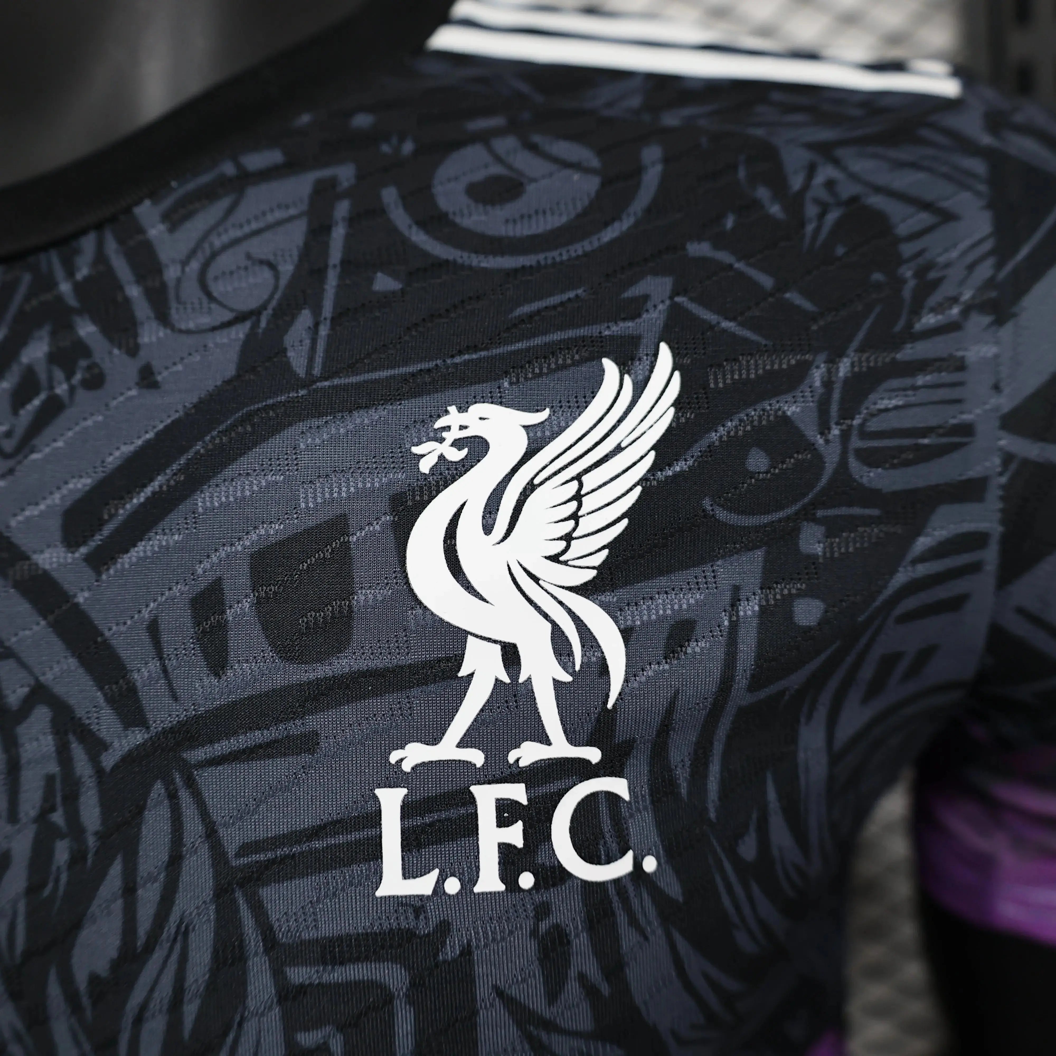 MAILLOT LIVERPOOL ÉDITION SPÉCIALE VIOLET 2024/2025 - MODAFOOT