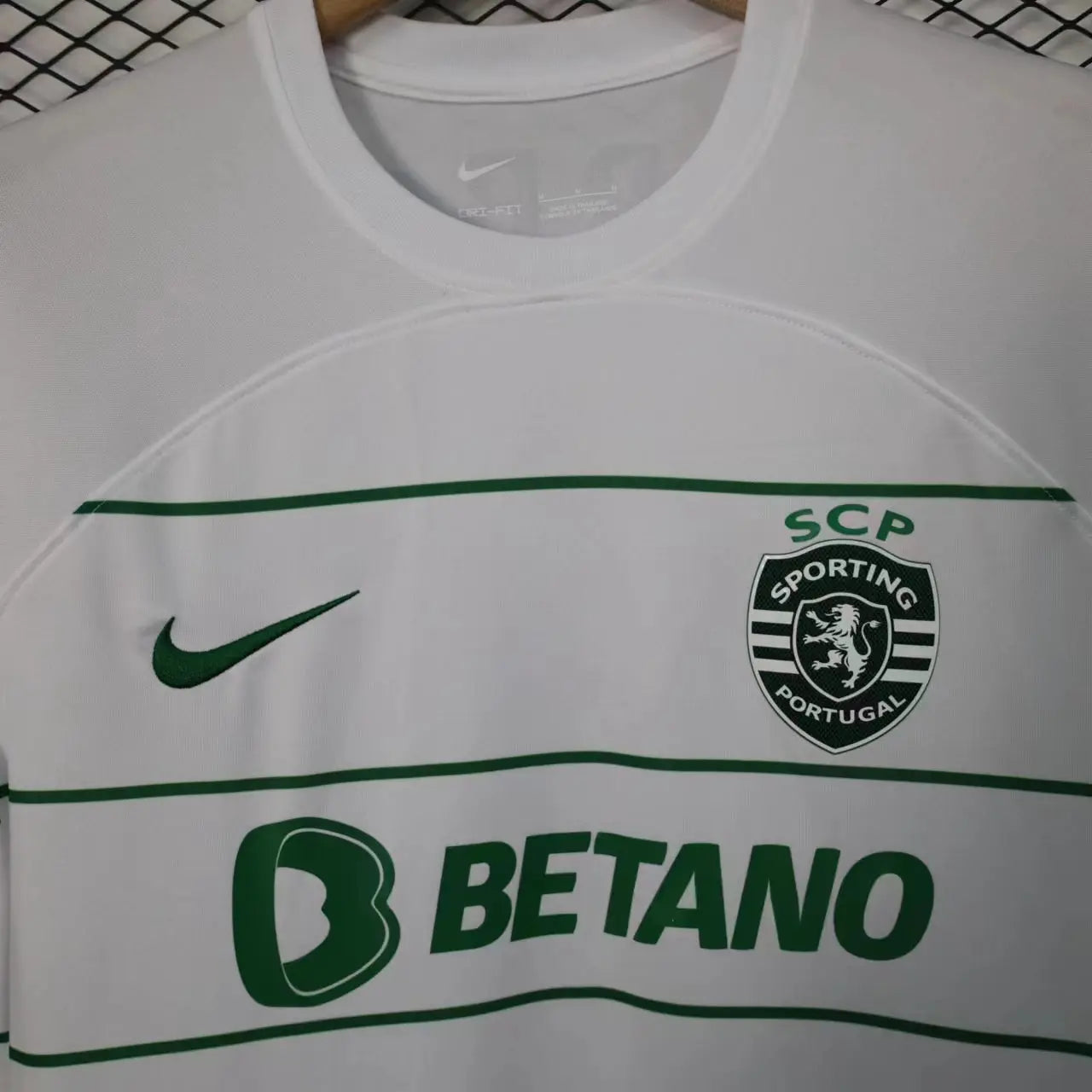 MAILLOT SPORTING EXTERIEUR 2023/2024 Onze Maillots