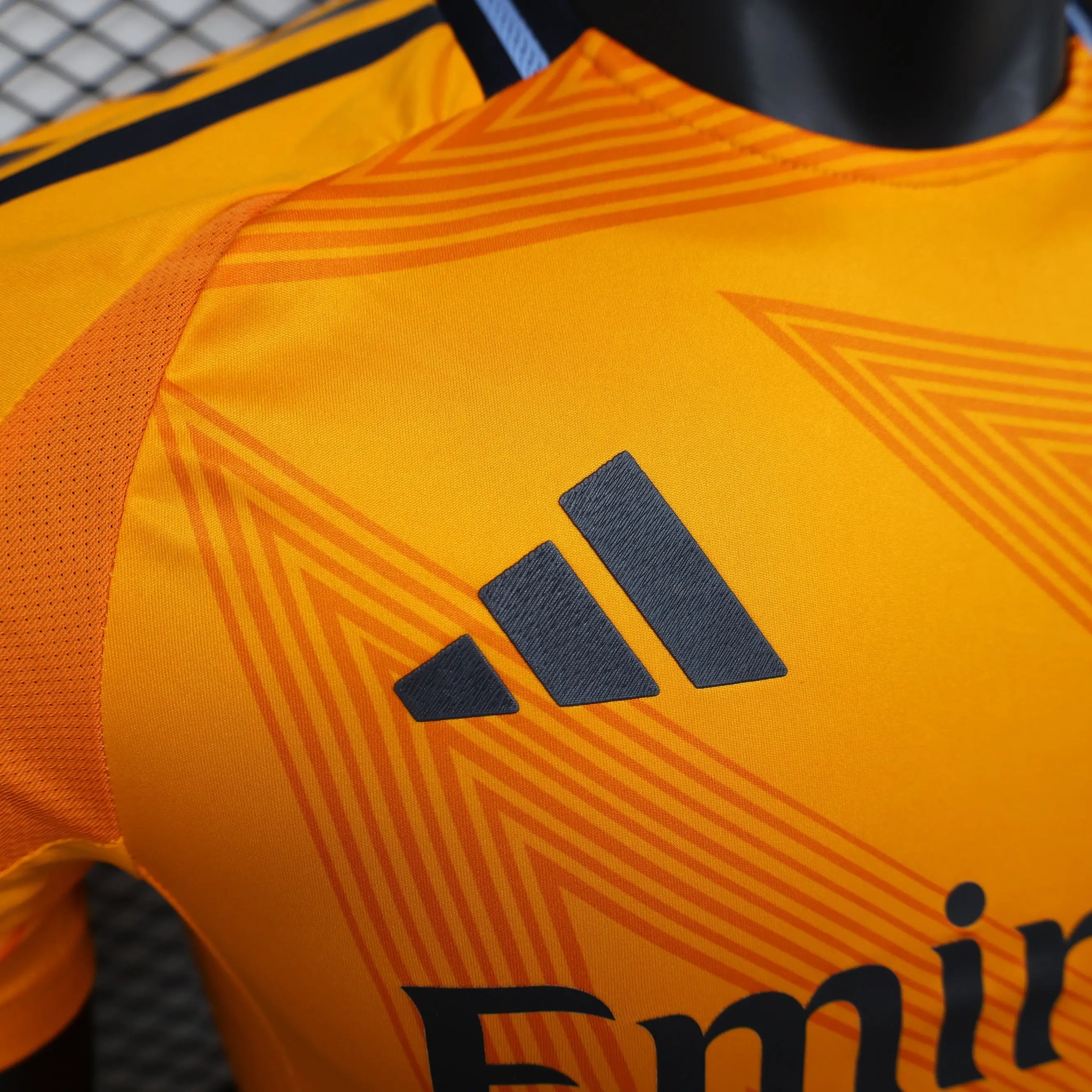 MAILLOT REAL MADRID EXTERIEUR 2024/2025 Onze Maillots
