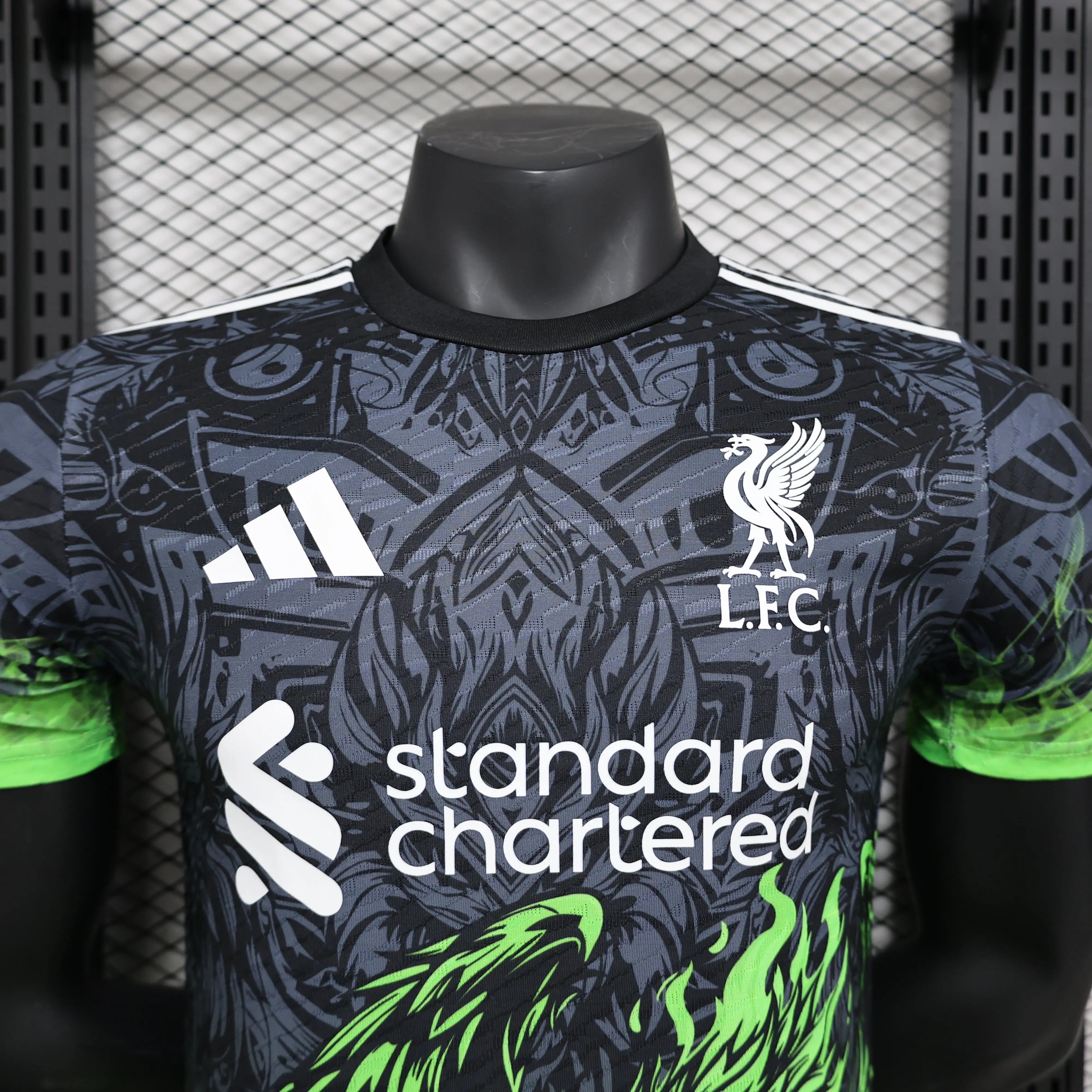 MAILLOT LIVERPOOL ÉDITION SPÉCIALE VERTE 2024/2025 - MODAFOOT