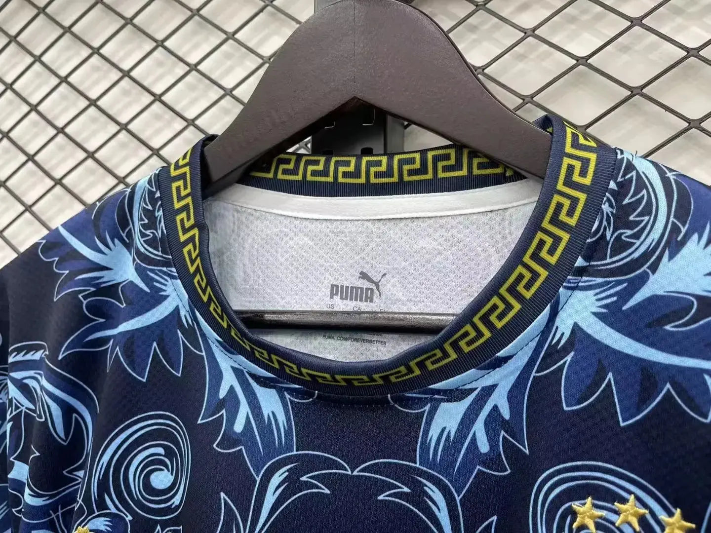 MAILLOT ITALIE CONCEPT EDITION VERSACE BLEU 2023/2024 Onze Maillots