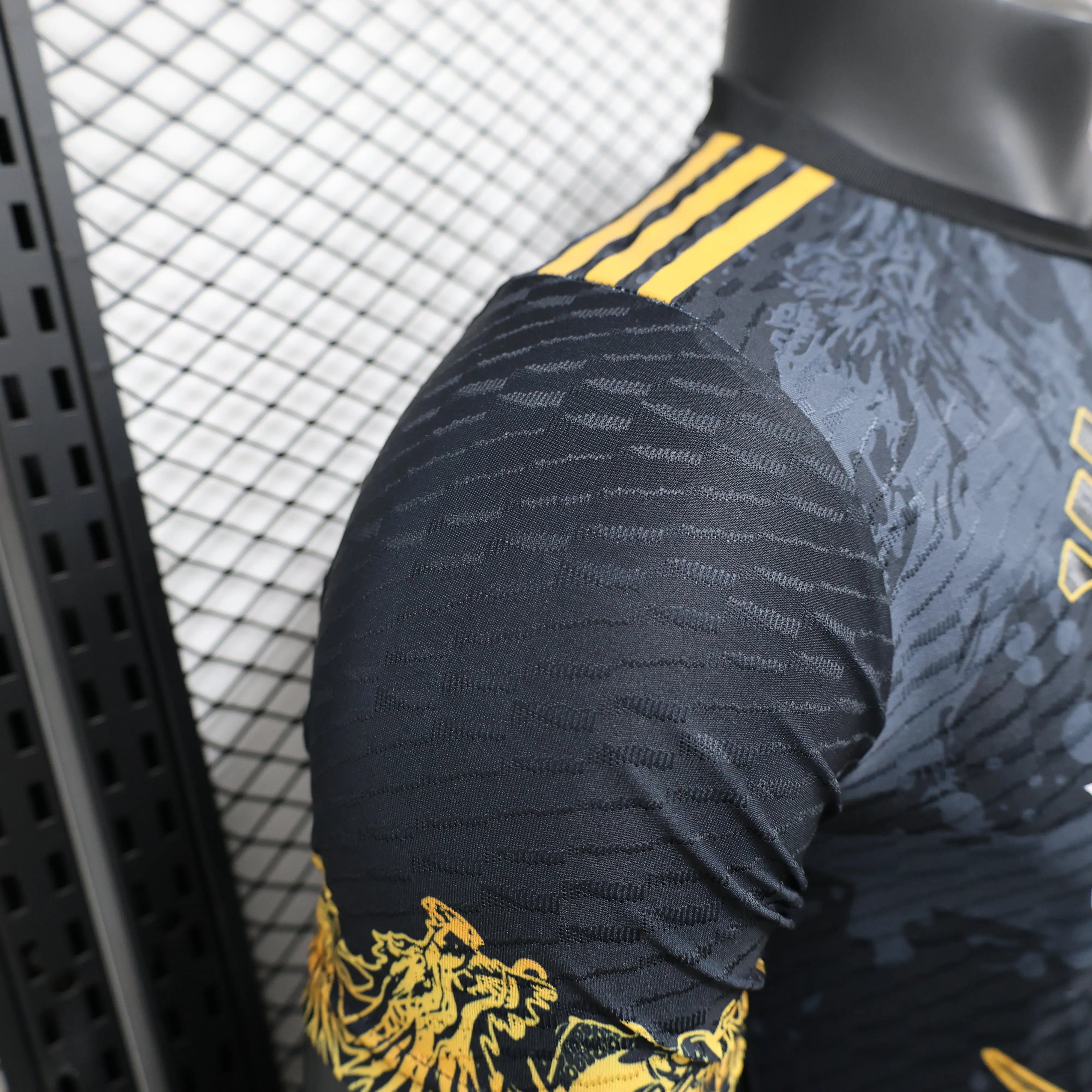 MAILLOT REAL MADRID ÉDITION SPÉCIALE 2024/2025 - MODAFOOT