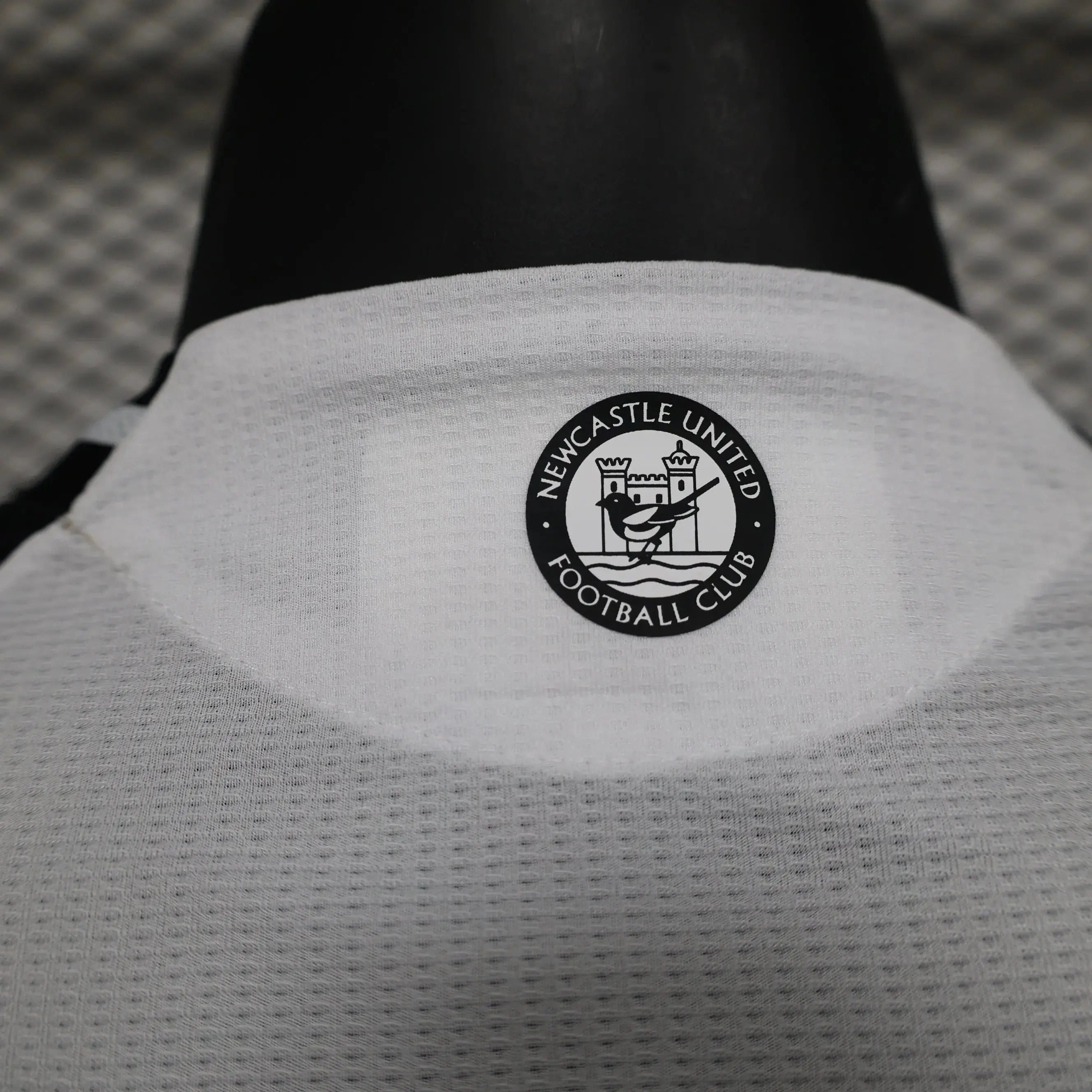 MAILLOT NEWCASTLE DOMICILE 2024/2025 Onze Maillots
