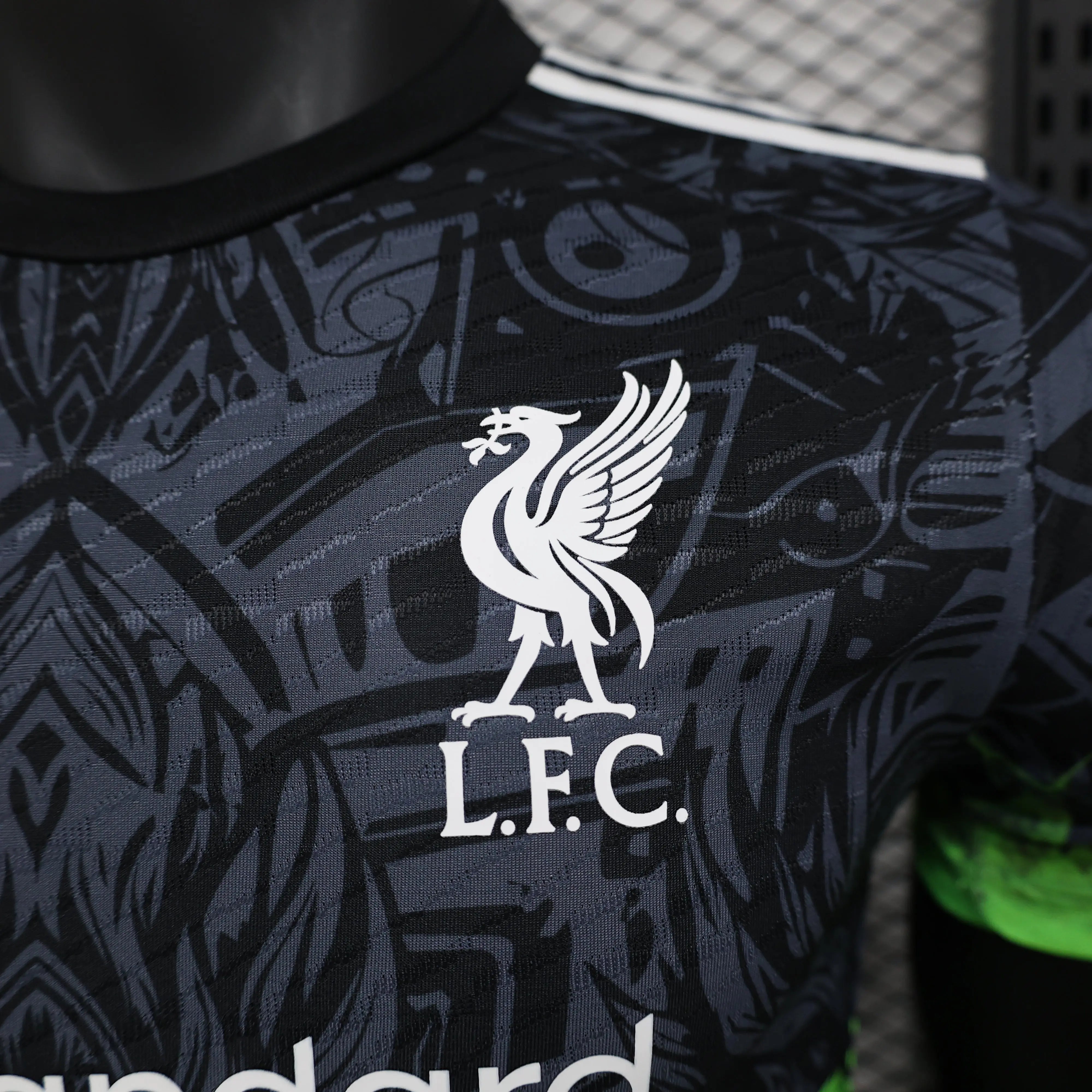 MAILLOT LIVERPOOL ÉDITION SPÉCIALE VERTE 2024/2025 - MODAFOOT