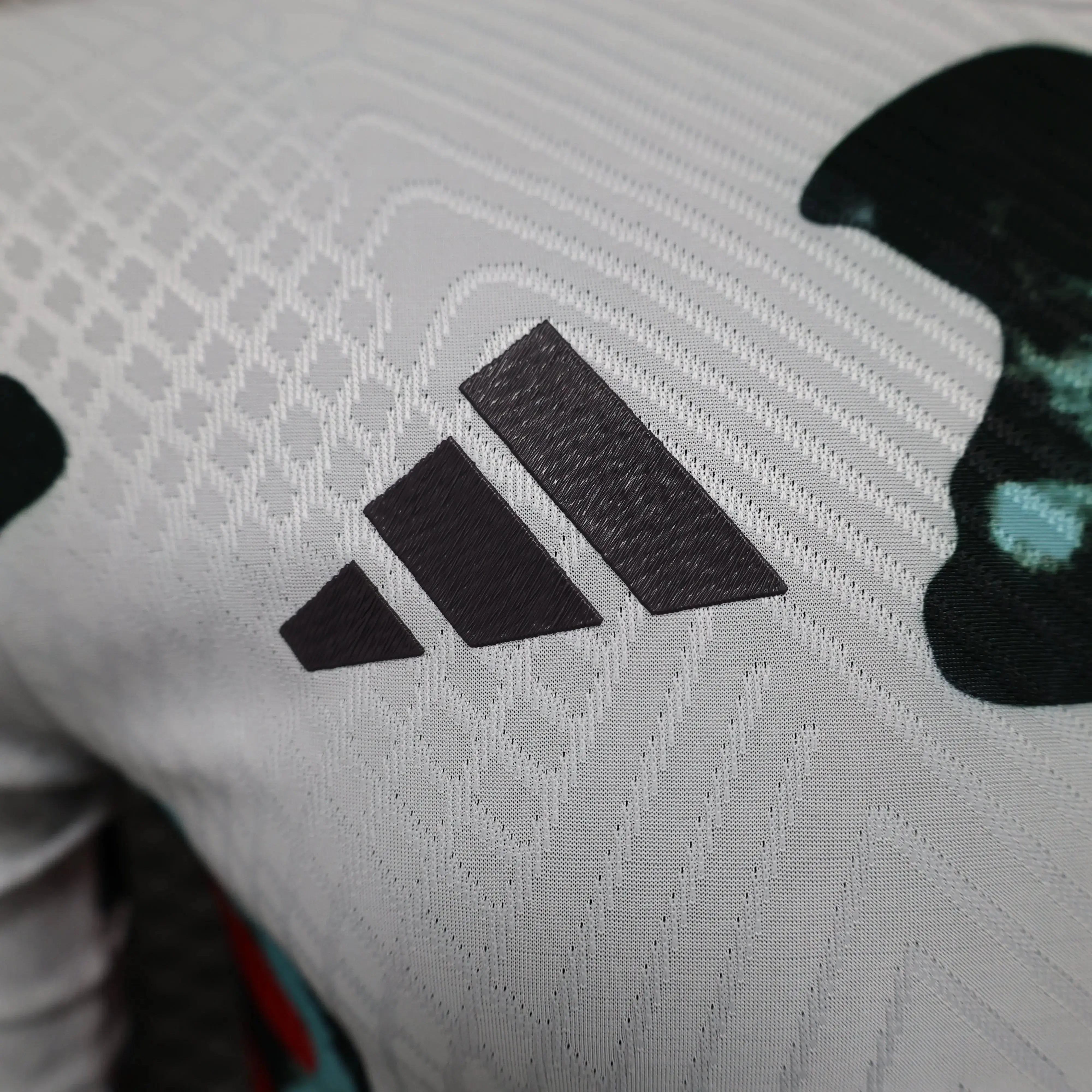 MAILLOT BAYERN MUNICH AVANT MATCH 2024/2025 - MODAFOOT