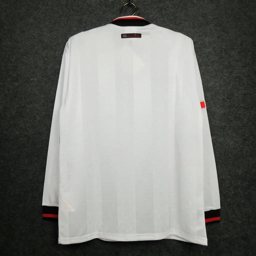 MAILLOT RETRO MANCHESTER UNITED 1998/1999 VERSION MANCHES LONGUES - MODAFOOT