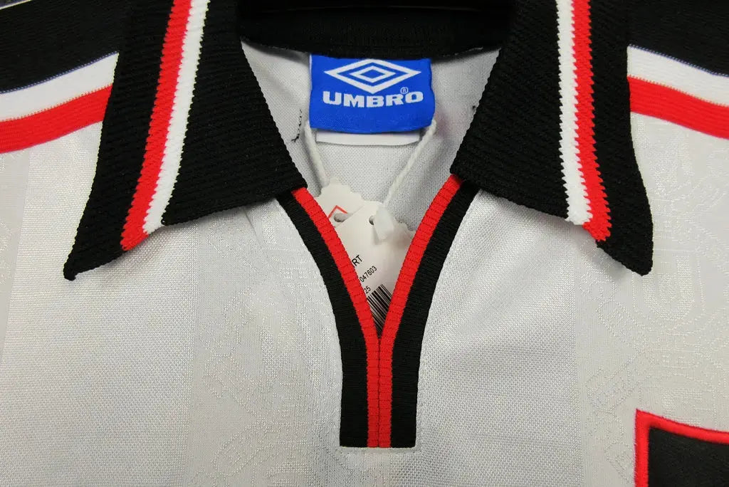 MAILLOT RETRO MANCHESTER UNITED 1998/1999 VERSION MANCHES LONGUES - MODAFOOT