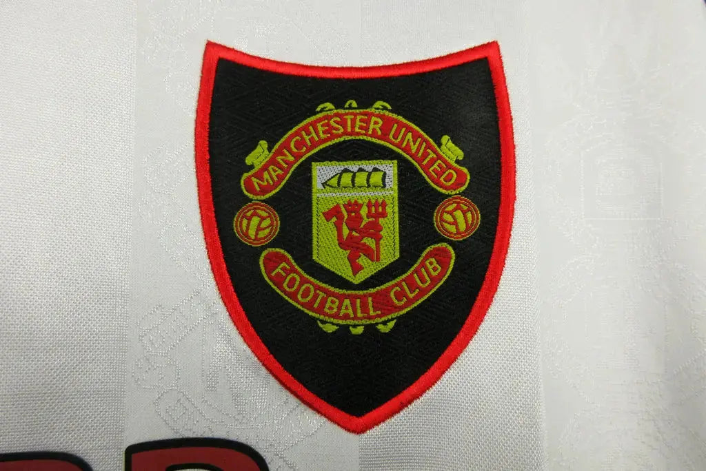 MAILLOT RETRO MANCHESTER UNITED 1998/1999 VERSION MANCHES LONGUES - MODAFOOT