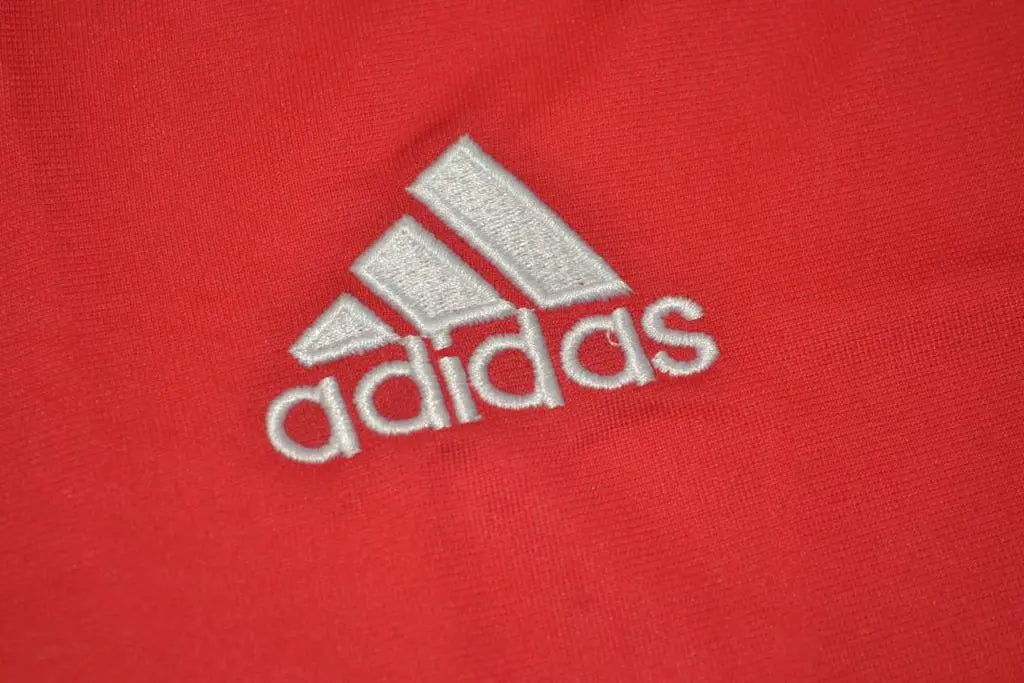 MAILLOT REAL MADRID EXTÉRIEUR 2011/2012 VERSION MANCHES LONGUES - MODAFOOT