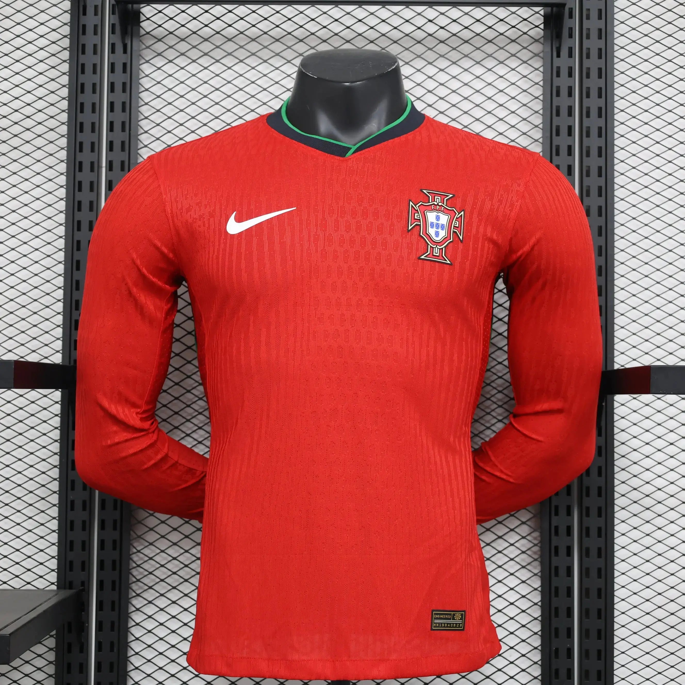 MAILLOT PORTUGAL DOMICILE 2024 VERSION MANCHES LONGUES - MODAFOOT