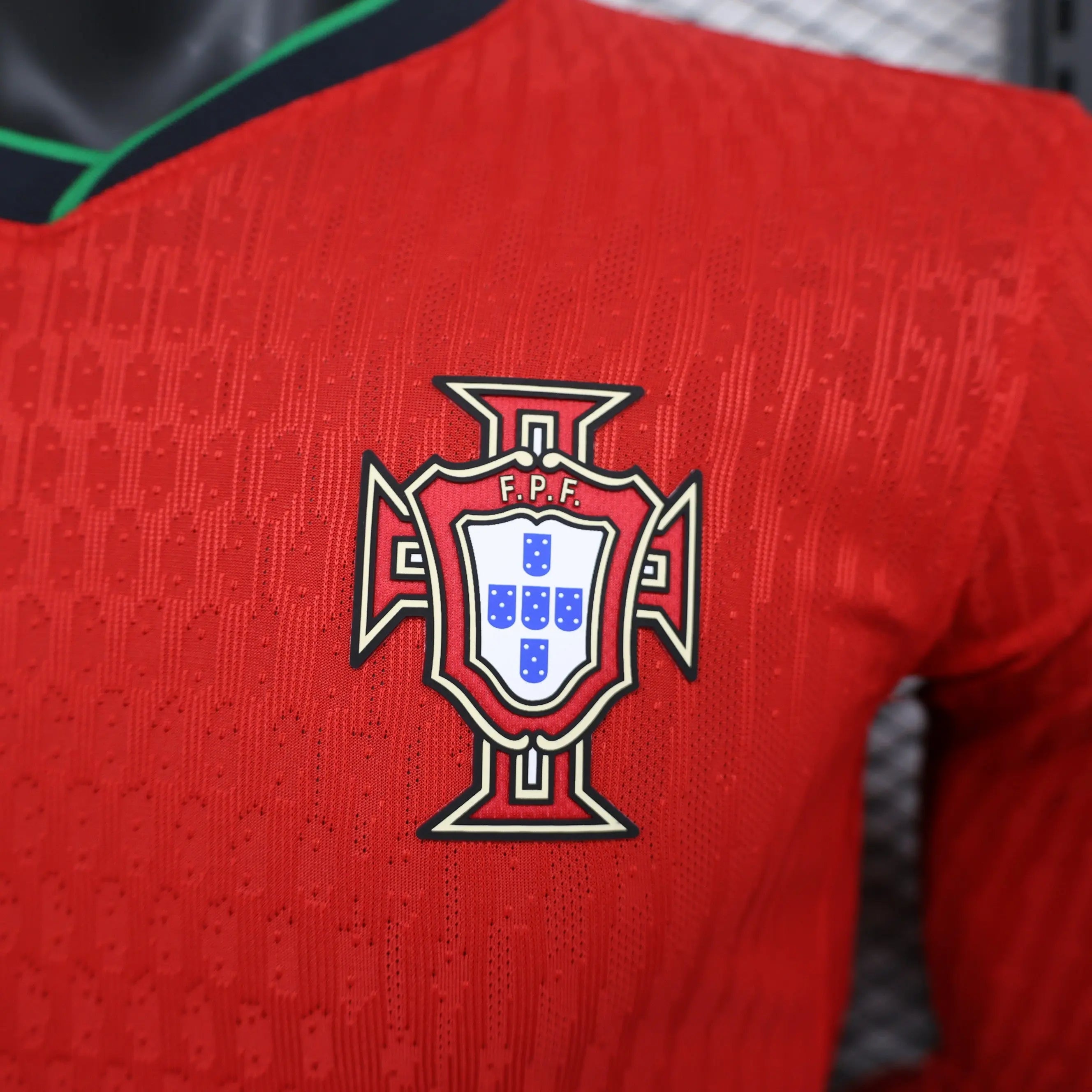 MAILLOT PORTUGAL DOMICILE 2024 VERSION MANCHES LONGUES - MODAFOOT