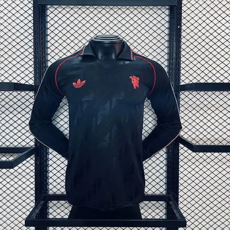 MAILLOT RETRO MANCHESTER UNITED 2024/2025 VERSION MANCHES LONGUES - MODAFOOT