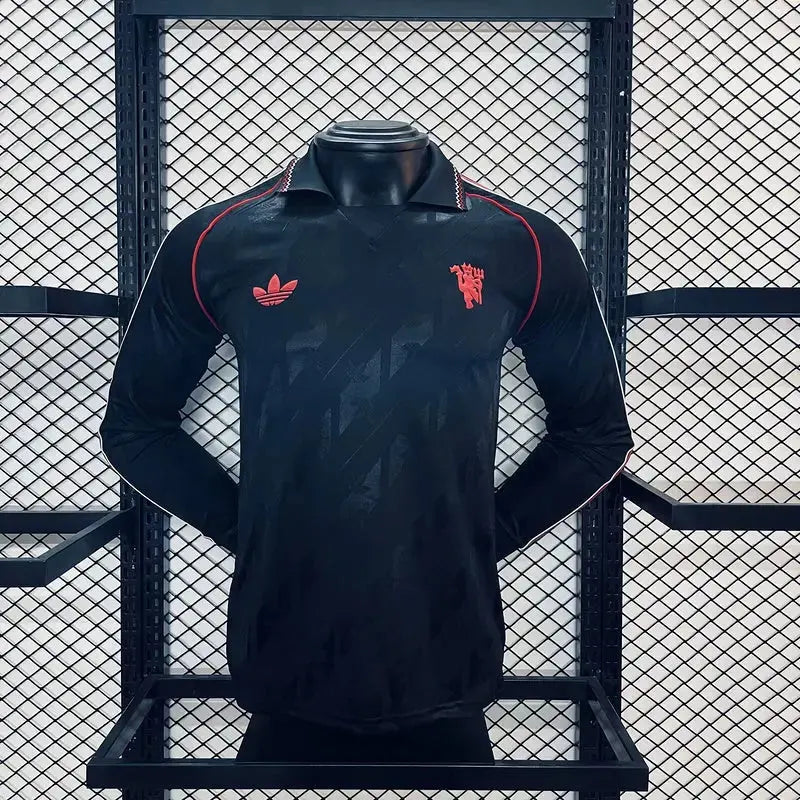 MAILLOT RETRO MANCHESTER UNITED 2024/2025 VERSION MANCHES LONGUES - MODAFOOT