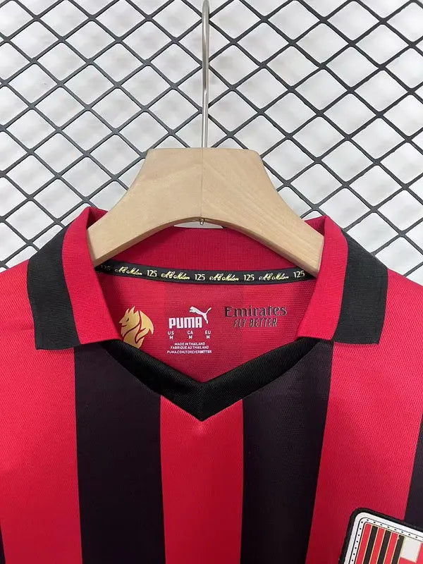 MAILLOT AC MILAN 2024/2025 VERSION MANCHES LONGUES