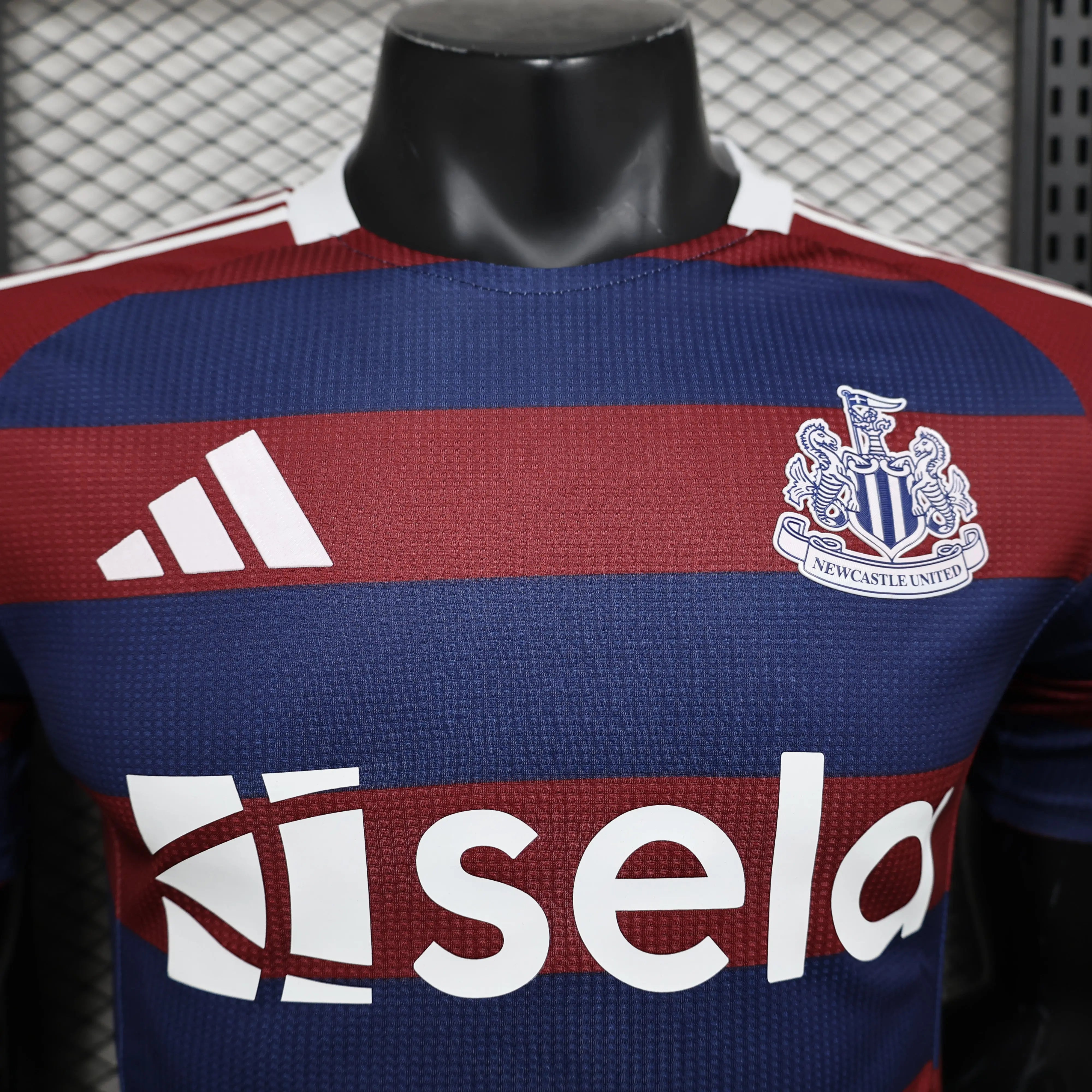 MAILLOT NEWCASTLE EXTERIEUR 2024/2025 Onze Maillots