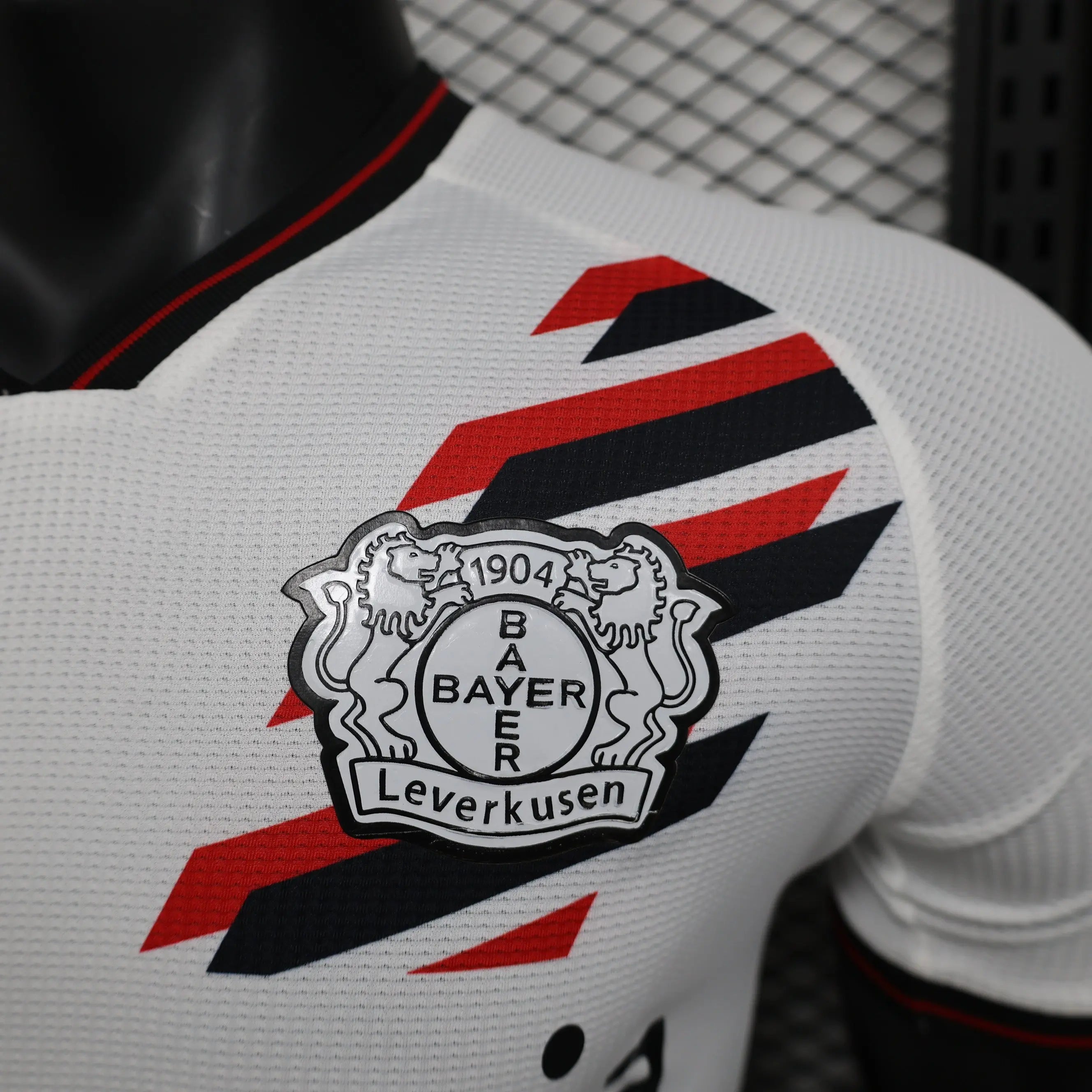 MAILLOT BAYER LEVERKUSEN EXTERIEUR 2023/2024 Onze Maillots