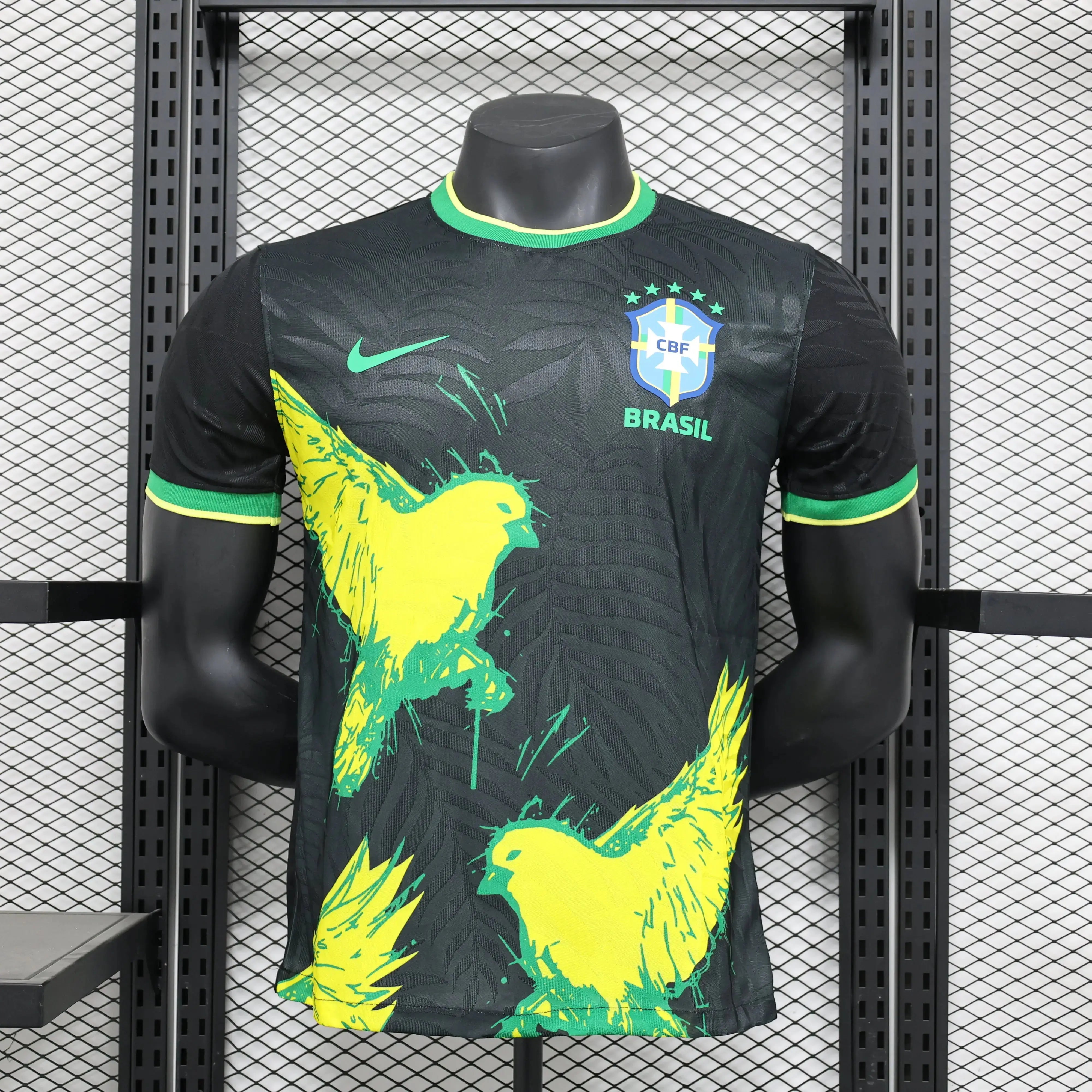 ÉDITION SPÉCIALE PIGEON NOIR DU BRÉSIL - MODAFOOT