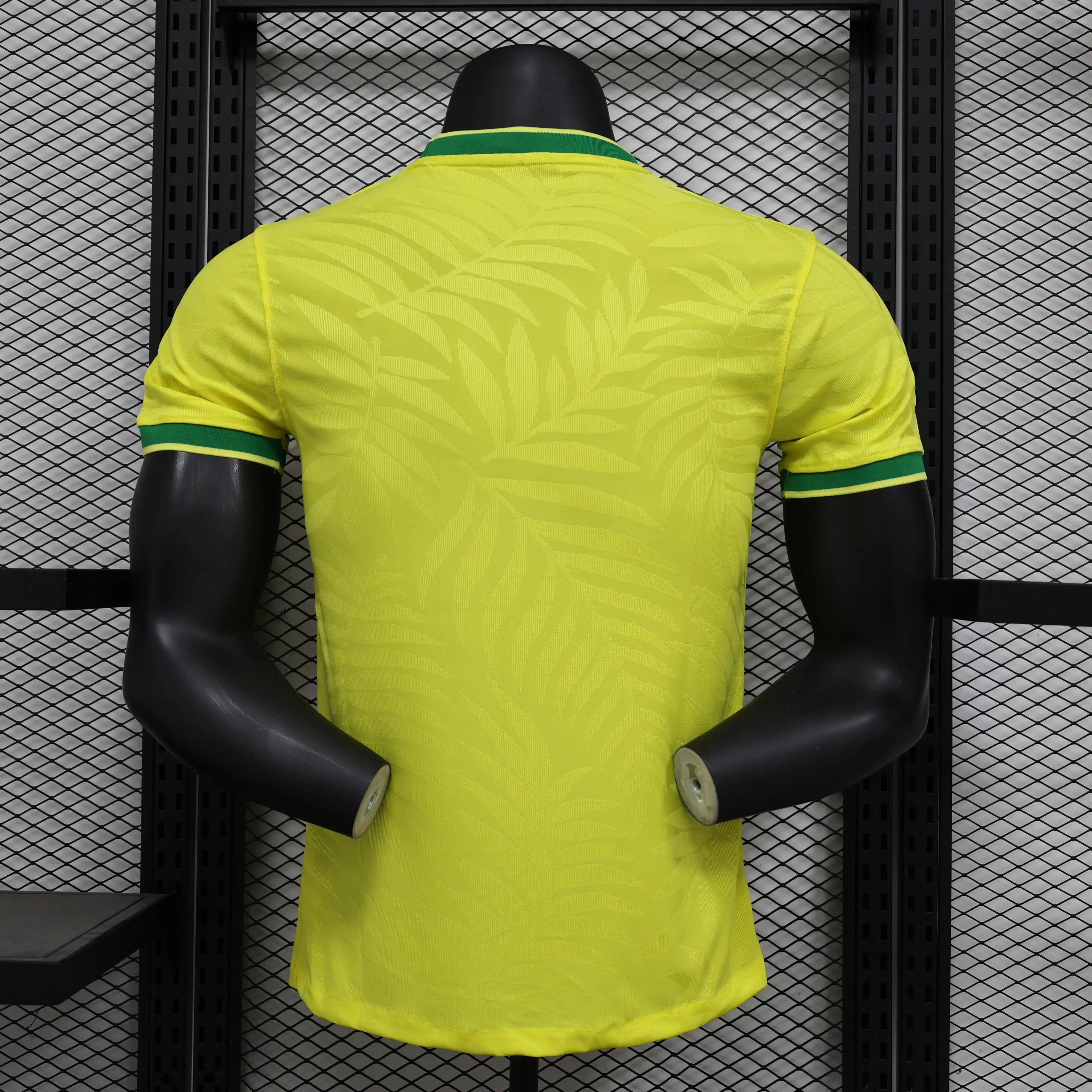 ÉDITION SPÉCIALE PIGEON JAUNE DU BRÉSIL - MODAFOOT