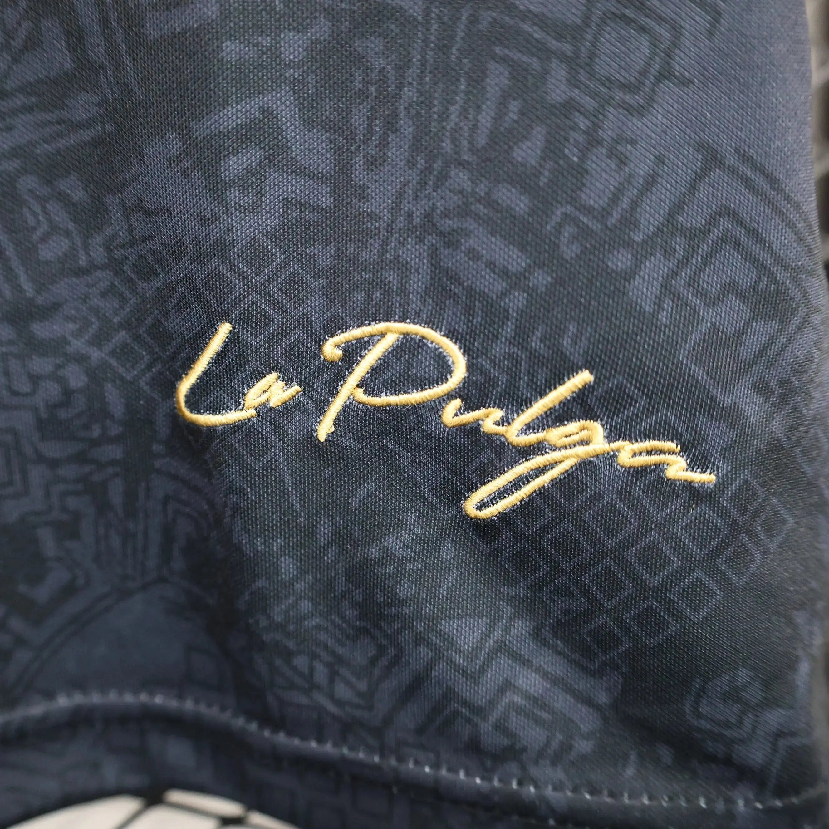 MAILLOT MESSI « LA PULGA » COMMEMORATIVE Onze Maillots