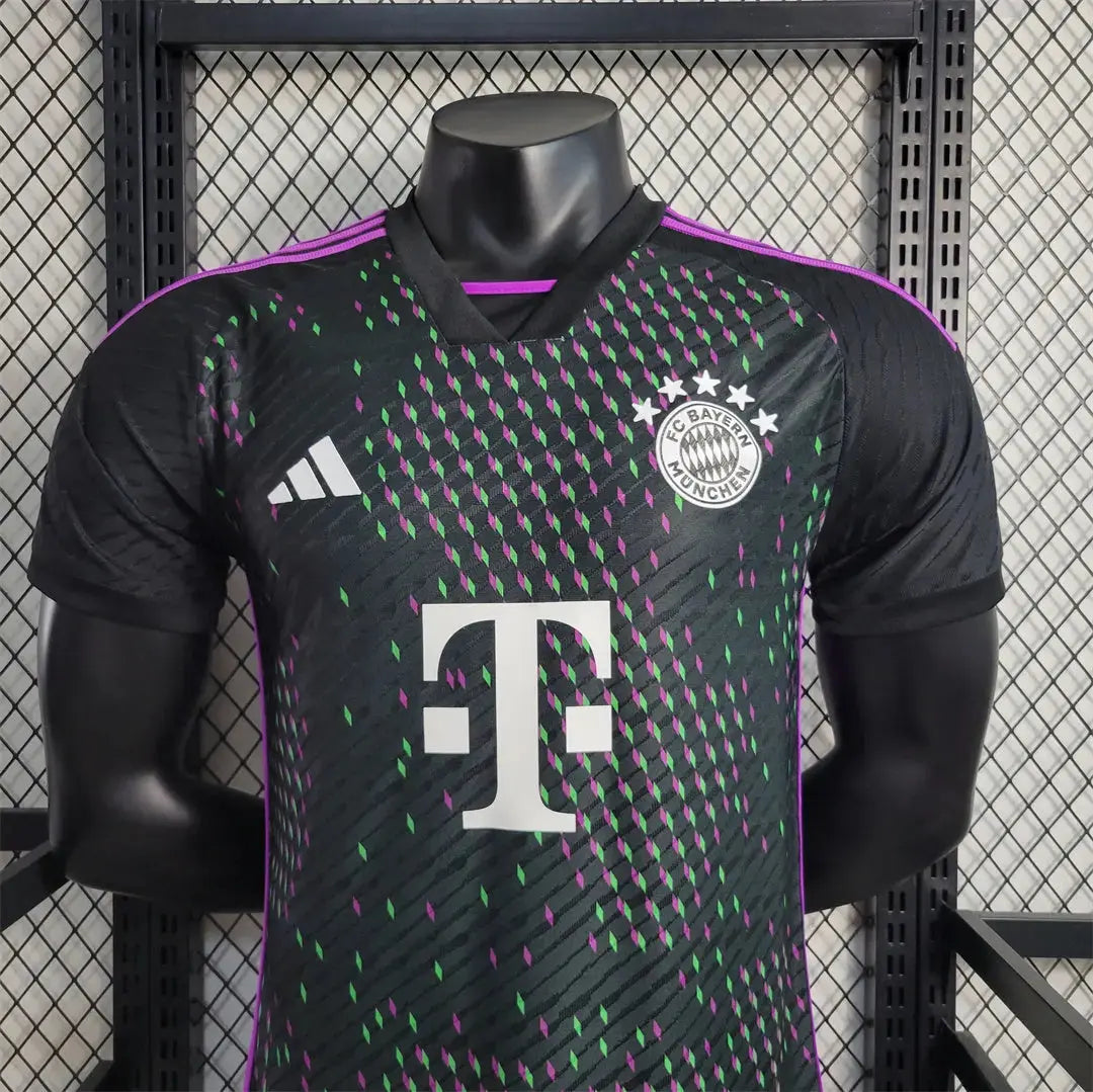 MAILLOT BAYERN MUNICH EDITION SPECIALE 2023/2024 Onze Maillots