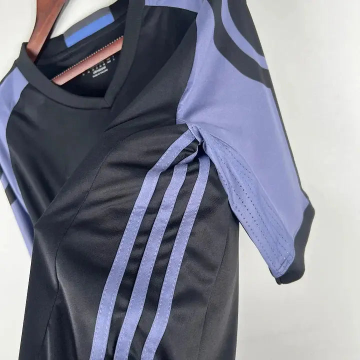 MAILLOT RETRO REAL MADRID 2016/2017 Onze Maillots