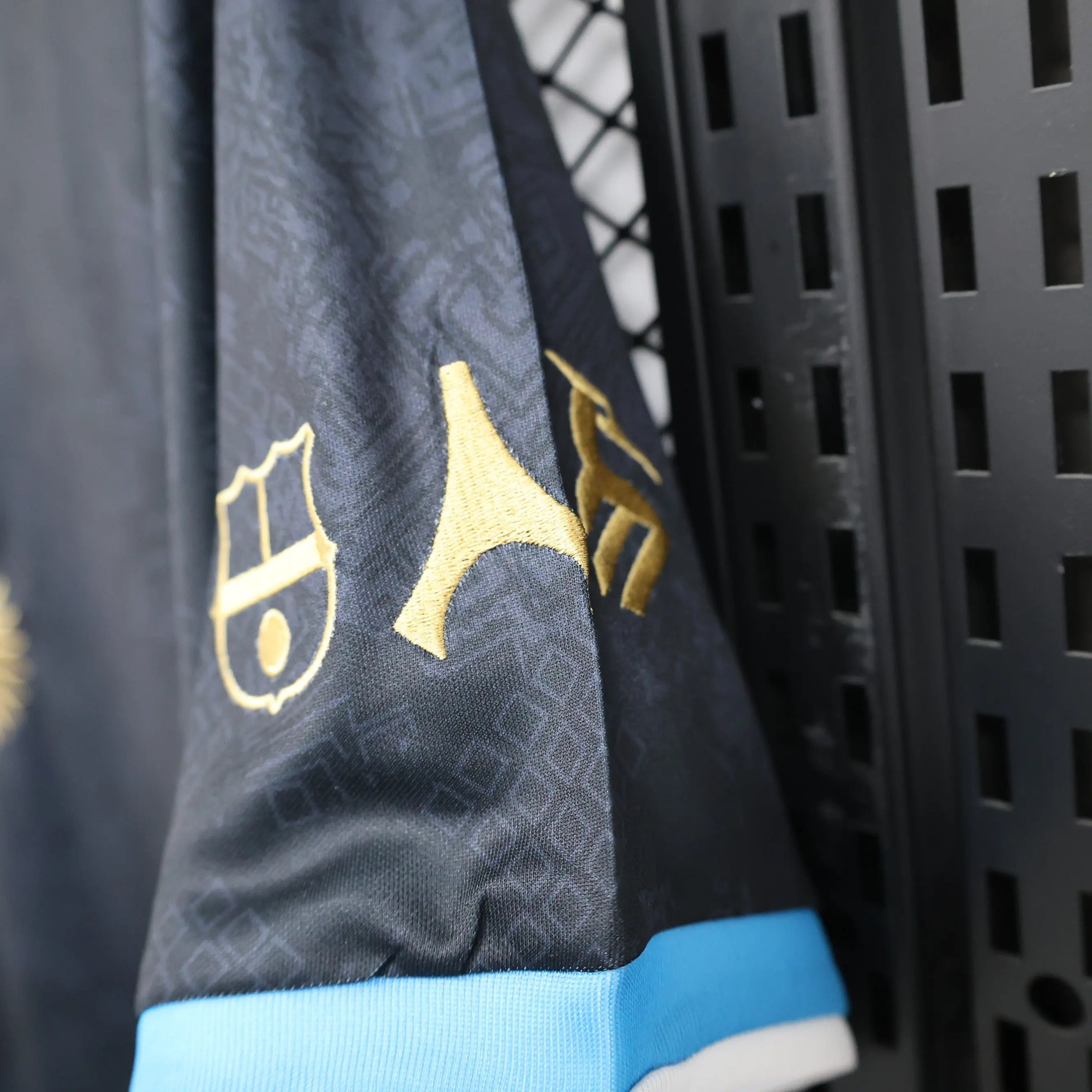 MAILLOT MESSI « LA PULGA » COMMEMORATIVE Onze Maillots