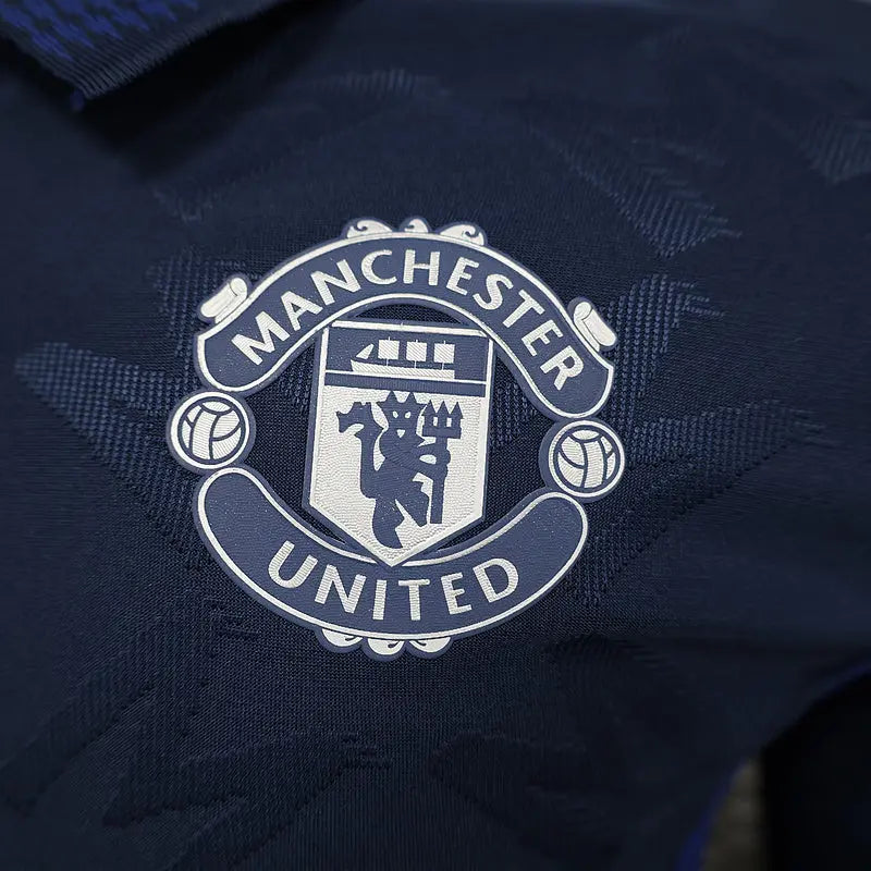 MAILLOT MANCHESTER UNITED EXTÉRIEUR 2024/2025 VERSION MANCHES LONGUES Onze Maillots