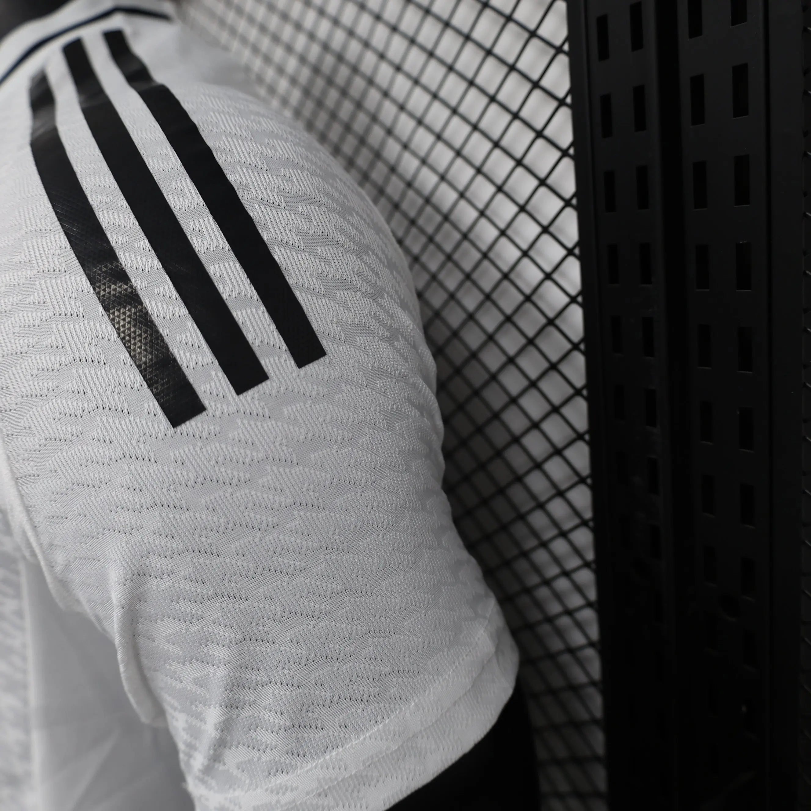 MAILLOT REAL MADRID DOMICILE 2024/2025 - MODAFOOT