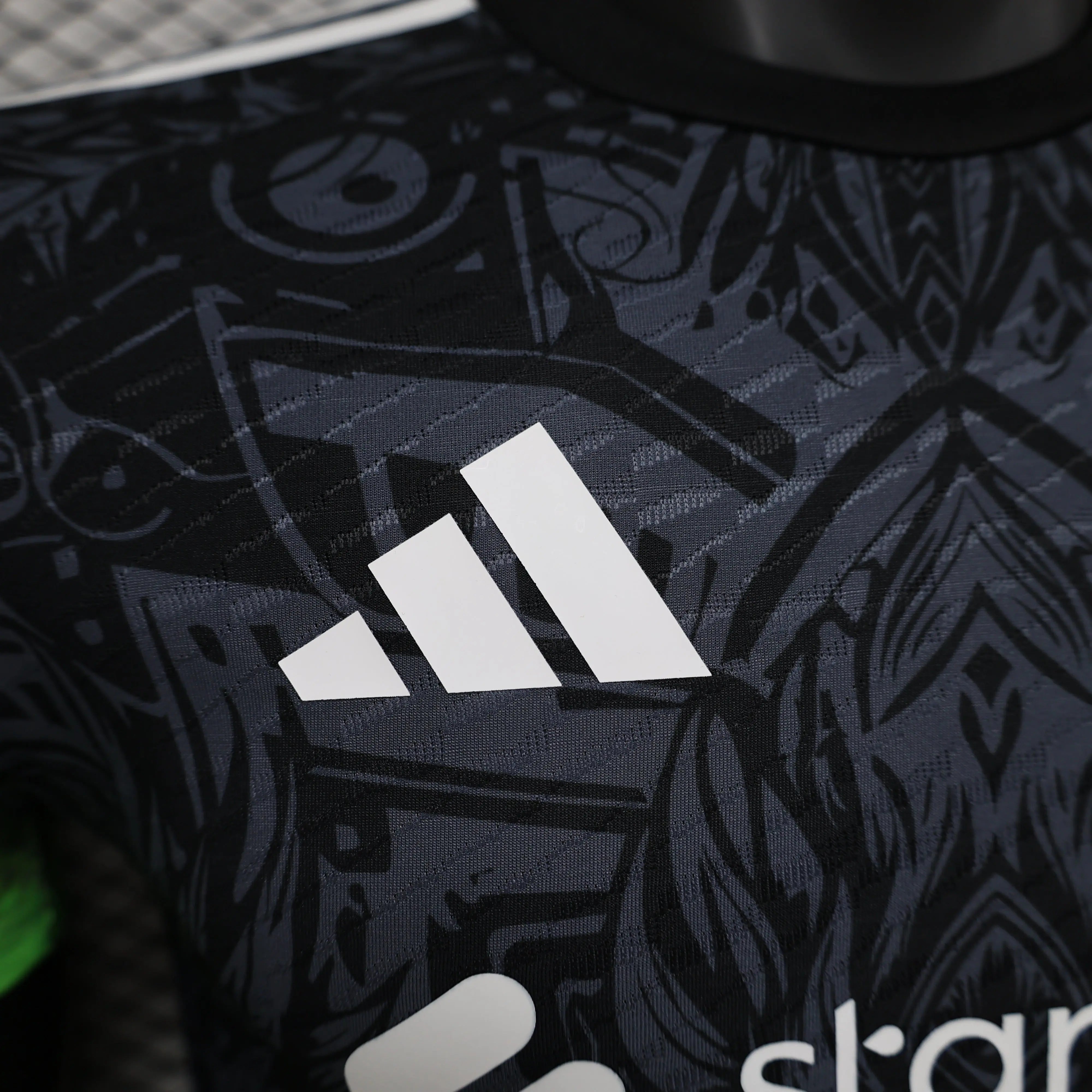 MAILLOT LIVERPOOL ÉDITION SPÉCIALE VERTE 2024/2025 - MODAFOOT