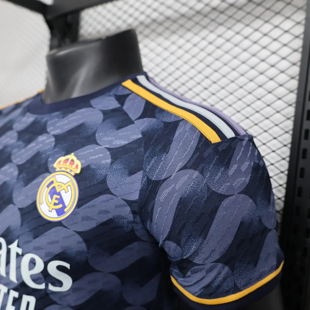 MAILLOT REAL MADRID EXTERIEUR 2023/2024 Onze Maillots