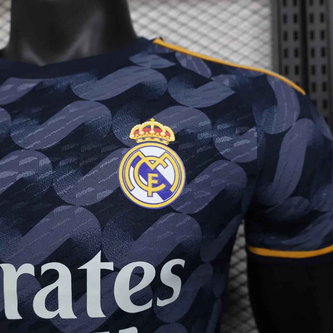 MAILLOT REAL MADRID EXTERIEUR 2023/2024 Onze Maillots