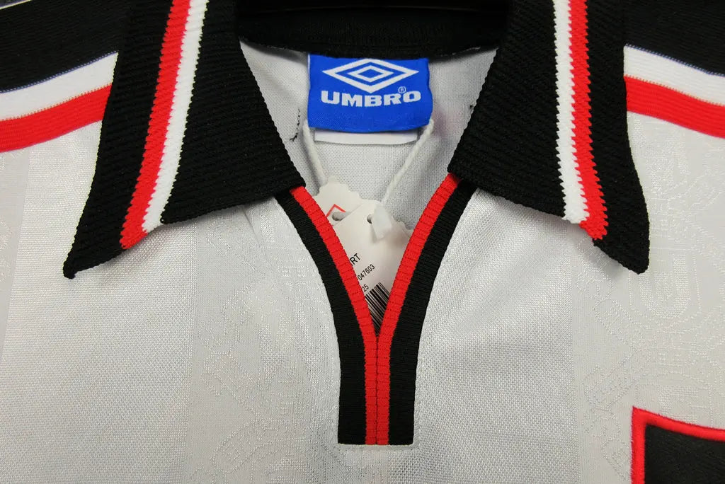 MAILLOT RETRO MANCHESTER UNITED 1998/1999 VERSION MANCHES LONGUES - MODAFOOT