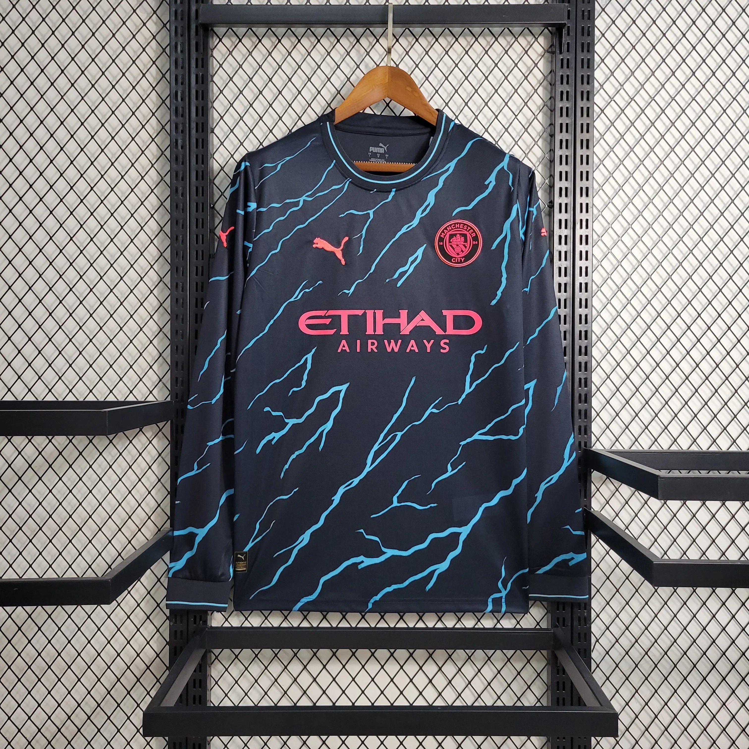 MAILLOT MANCHESTER CITY EXTÉRIEUR 2023/2024 VERSION MANCHES LONGUES - MODAFOOT