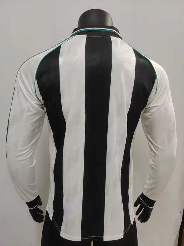 MAILLOT RETRO NEWCASTLE 2024/2025 VERSION MANCHES LONGUES - MODAFOOT