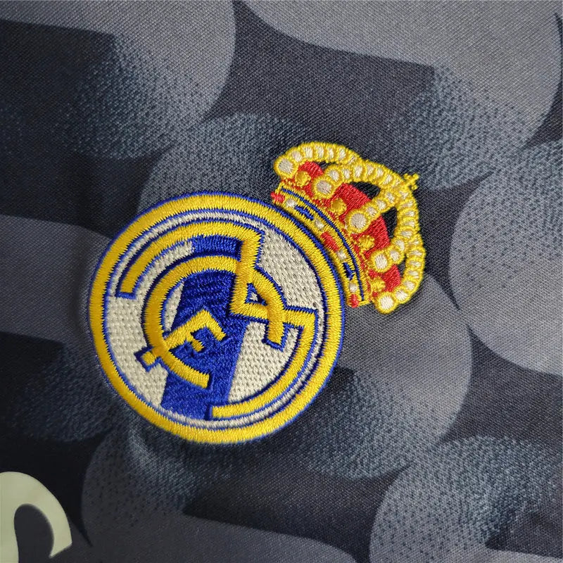 MAILLOT REAL MADRID EXTÉRIEUR 2023/2024 VERSION MANCHES LONGUES - MODAFOOT