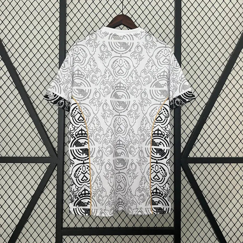 Maillot du Real de Madrid " Blanc et Noir " 24/25 MODAFOOT