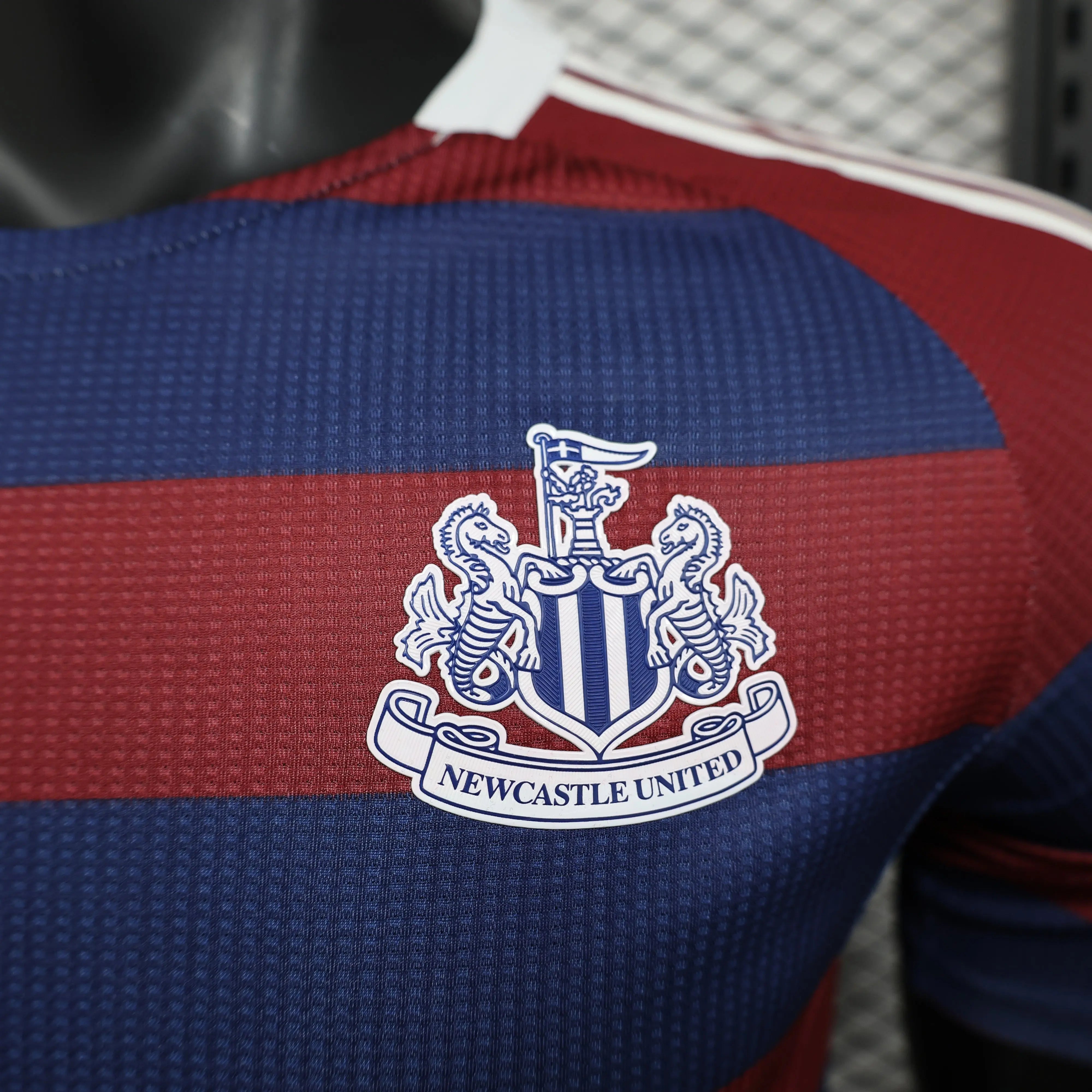 MAILLOT NEWCASTLE EXTERIEUR 2024/2025 Onze Maillots
