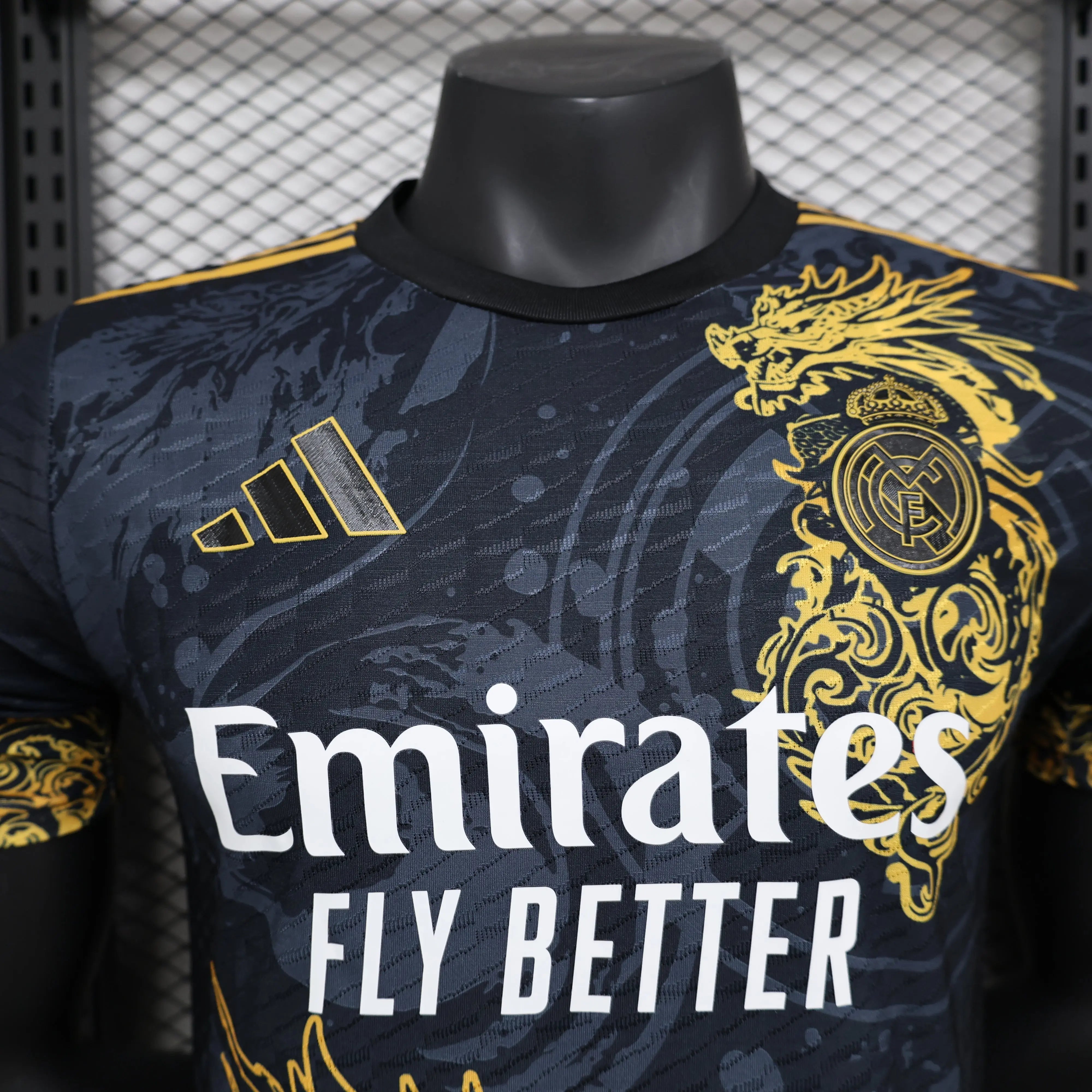 MAILLOT REAL MADRID ÉDITION SPÉCIALE 2024/2025 - MODAFOOT